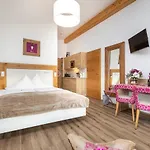 Aparthotel Enjoy The Alps - 4*