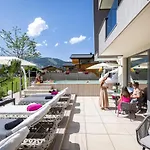 Enjoy The Alps - Aparthotel Flachau