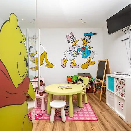 Enjoy The Alps פלאכאו