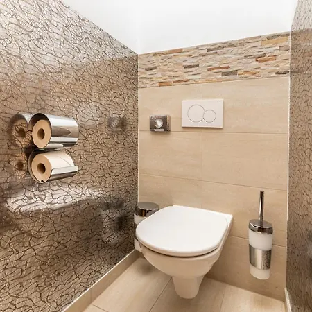 Enjoy The Alps מלון דירות