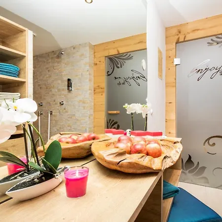 Apartmanhotel Enjoy The Alps - 4*