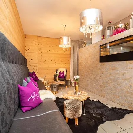 Enjoy The Alps Apartahotel