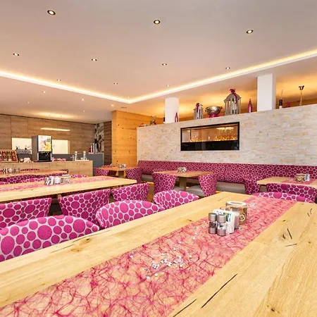 Apart Otel Enjoy The Alps Flachau