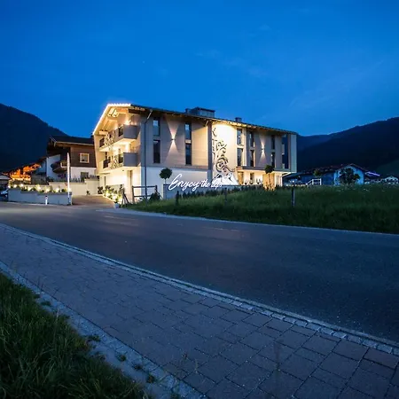 Enjoy The Alps * Flachau
