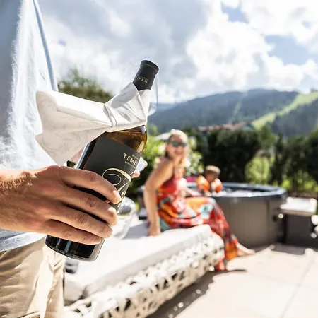 Enjoy The Alps - Hotel apartamentowy Flachau