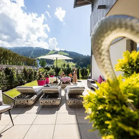 Enjoy The Alps Aparthotel 4*