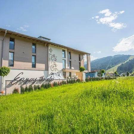 Enjoy The Alps Apart Otel