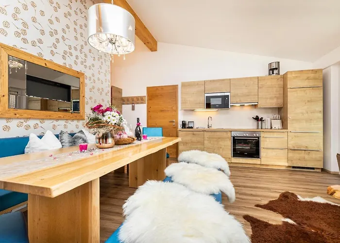 Enjoy The Alps - Ξενοδοχείο με διαμερίσματα 4*