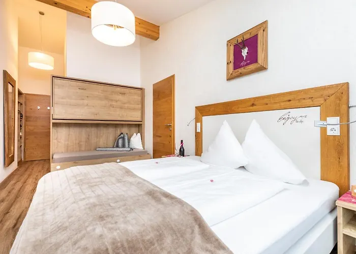 Enjoy The Alps - Ξενοδοχείο με διαμερίσματα 4*