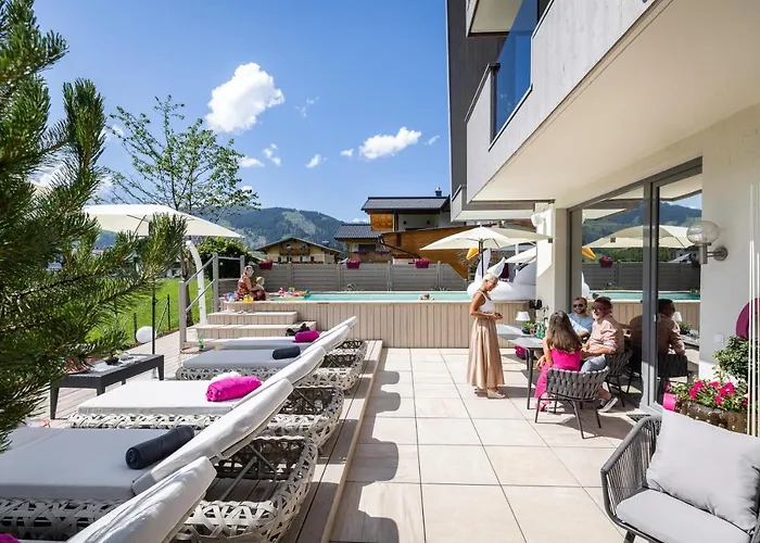 Enjoy The Alps - Apartmanhotel Flachau